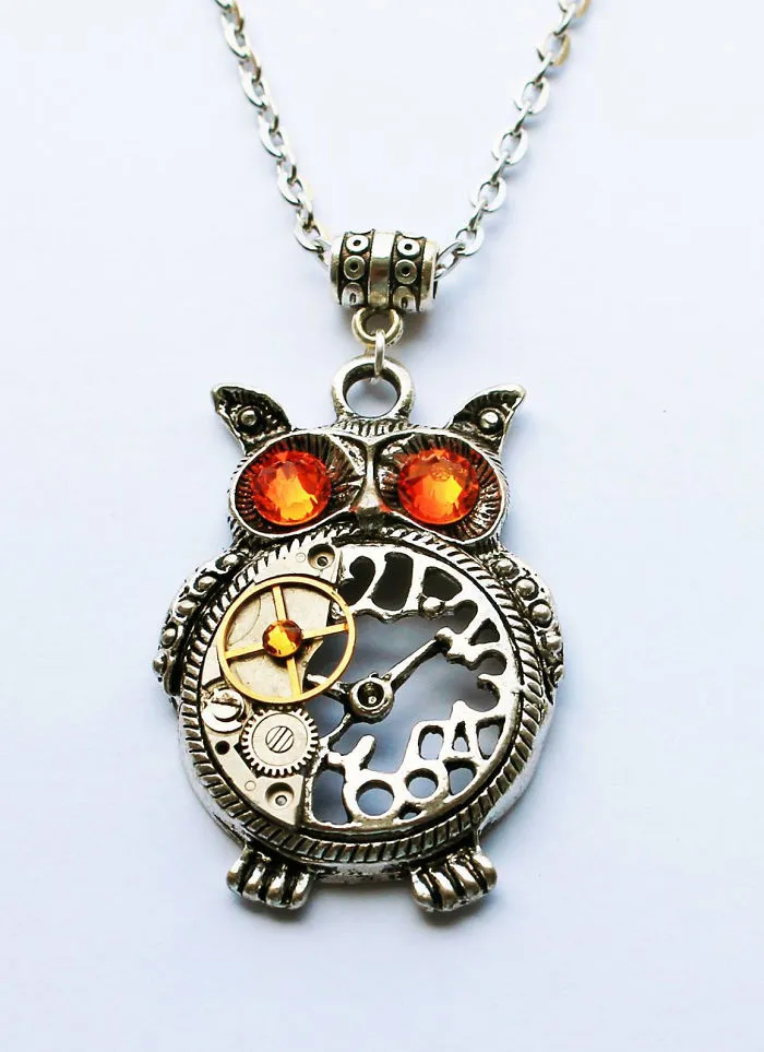 Steampunk Jewelry By This Russian Artist Will Take You Back To Victorian Era