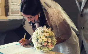 I Took A Challenge And Photographed Latvian Wedding Entirely With A Phone Camera