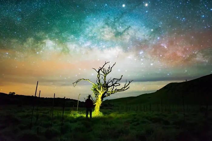 I Spent The Summer Photographing The Milky Way Galaxy In Hawaii