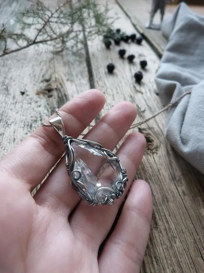 Large Ancient Forests Inspired Me To Create This Wire Wrapped Jewelry