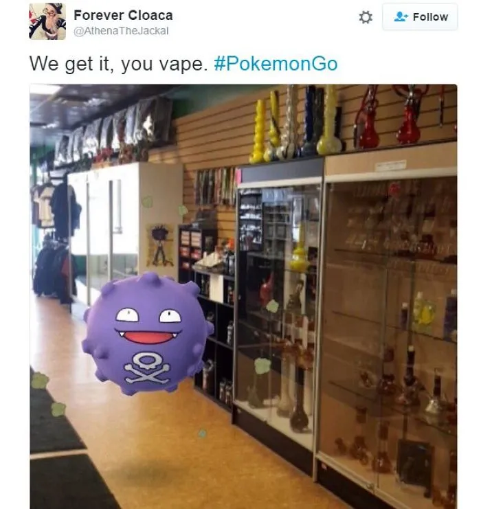 22 Crazy Pokemon Go Photos That Truly Depict The Pokemon Go Frenzy