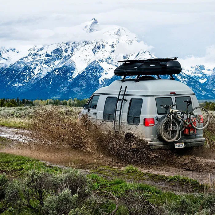 Guy Turns His Grandma’s Old Van Into Mobile Home And Spends 2 Years Travelling The World