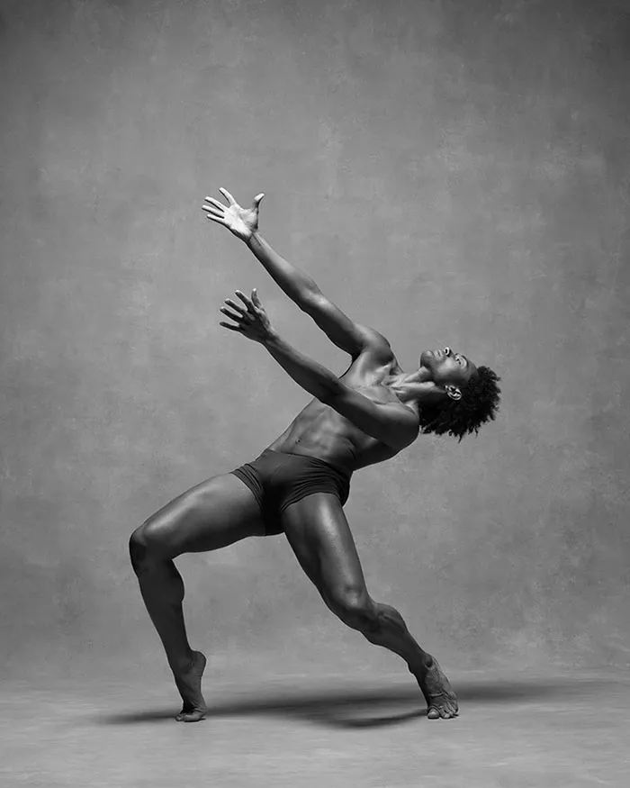 194 Breathtaking Photos Of Dancers In Motion Reveal The Extraordinary Grace Of Their Bodies
