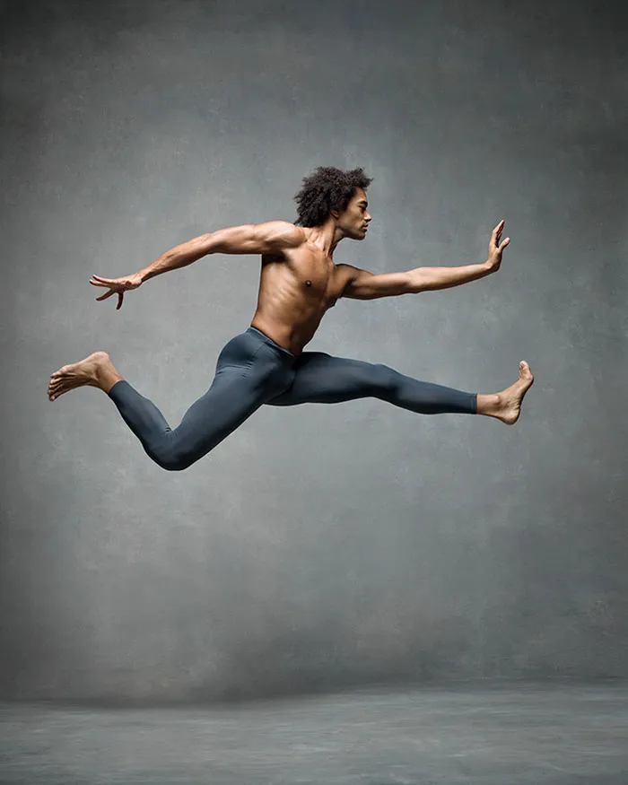 194 Breathtaking Photos Of Dancers In Motion Reveal The Extraordinary Grace Of Their Bodies