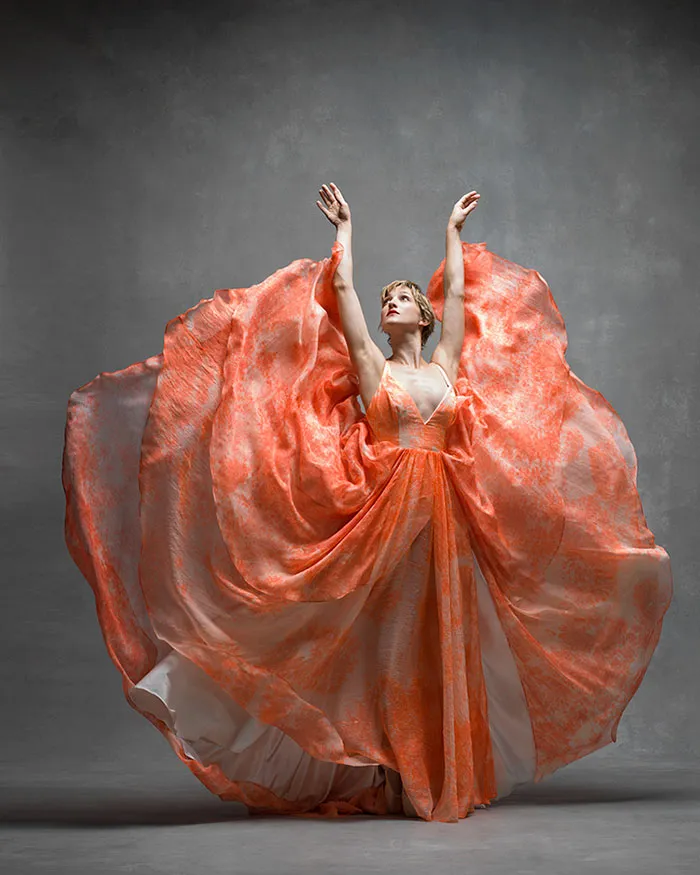 194 Breathtaking Photos Of Dancers In Motion Reveal The Extraordinary Grace Of Their Bodies