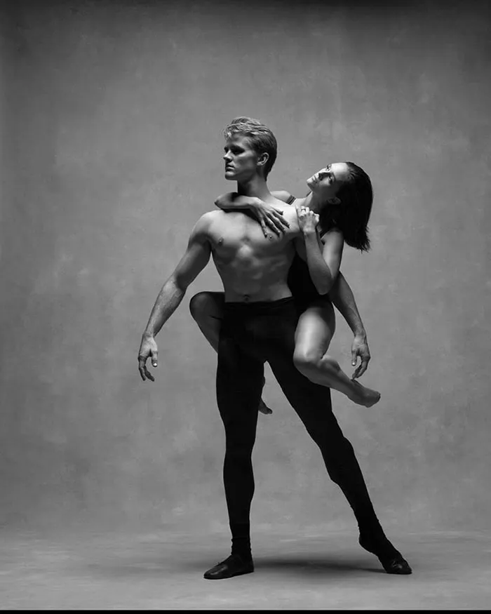 194 Breathtaking Photos Of Dancers In Motion Reveal The Extraordinary Grace Of Their Bodies