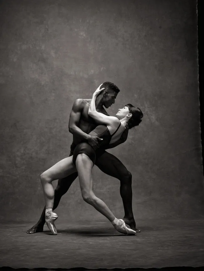 194 Breathtaking Photos Of Dancers In Motion Reveal The Extraordinary Grace Of Their Bodies