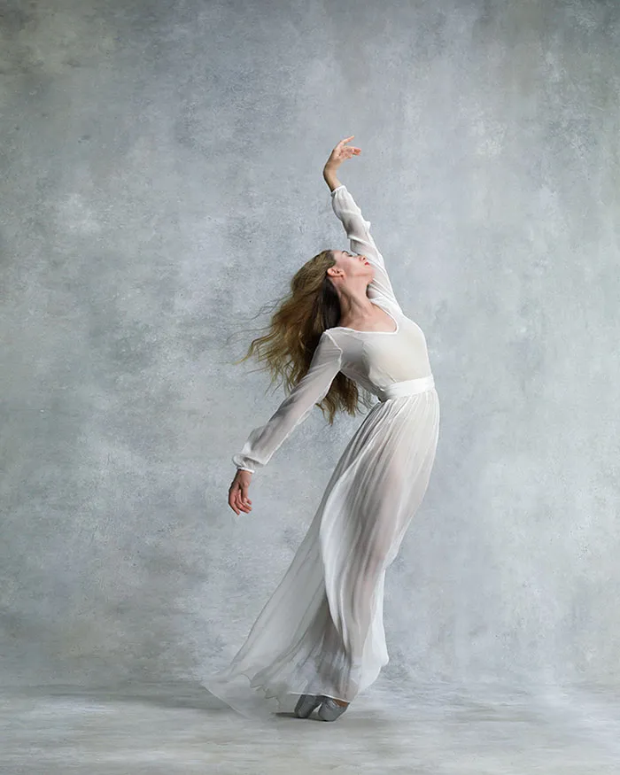 194 Breathtaking Photos Of Dancers In Motion Reveal The Extraordinary Grace Of Their Bodies
