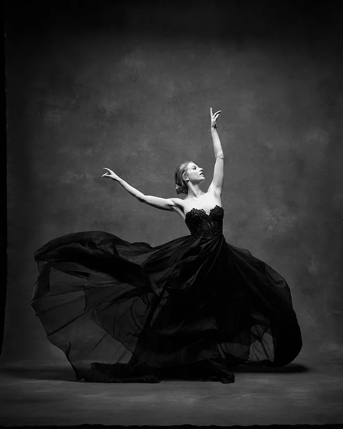 194 Breathtaking Photos Of Dancers In Motion Reveal The Extraordinary Grace Of Their Bodies