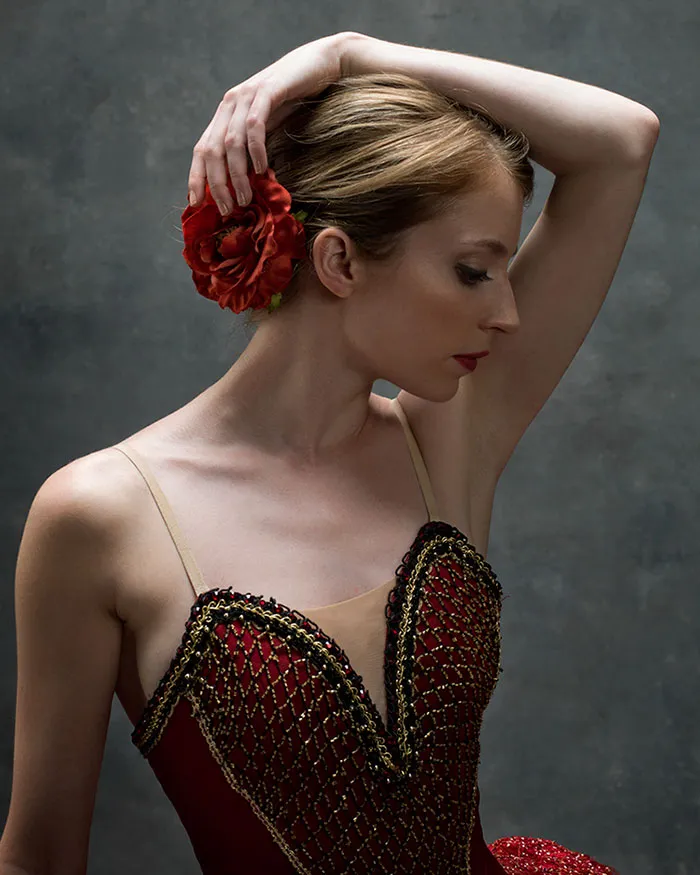 194 Breathtaking Photos Of Dancers In Motion Reveal The Extraordinary Grace Of Their Bodies