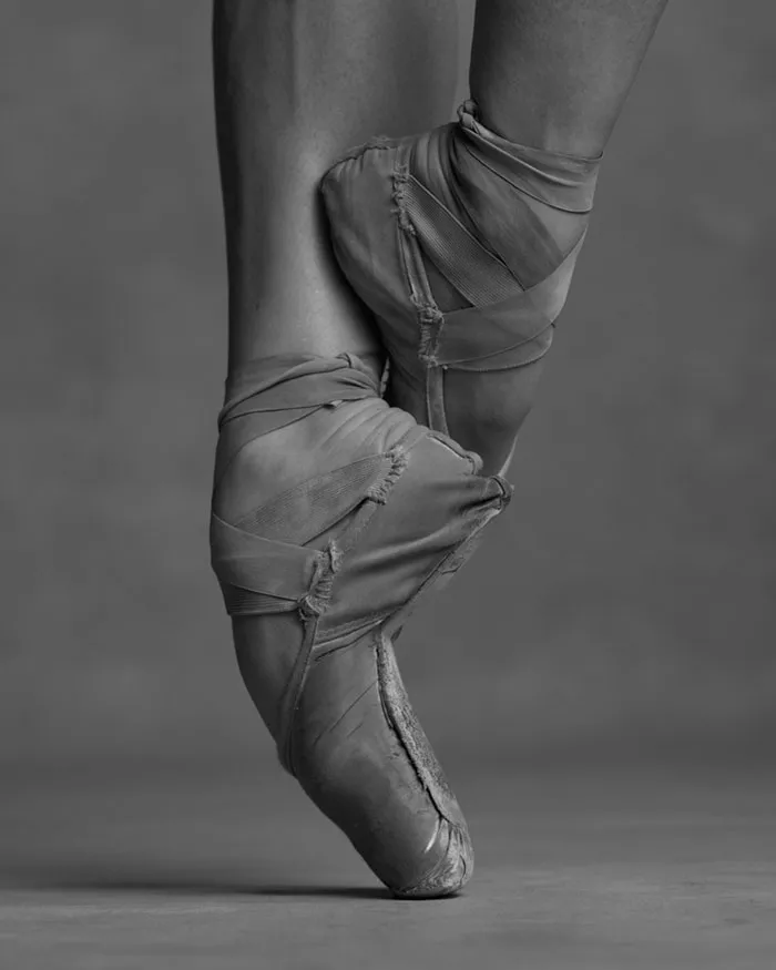 194 Breathtaking Photos Of Dancers In Motion Reveal The Extraordinary Grace Of Their Bodies