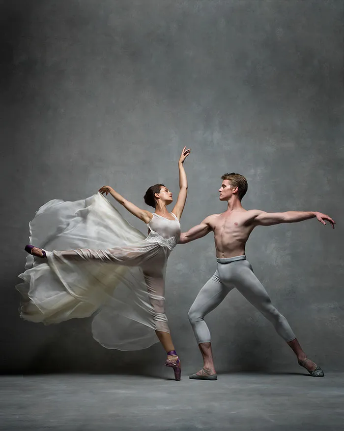 194 Breathtaking Photos Of Dancers In Motion Reveal The Extraordinary Grace Of Their Bodies