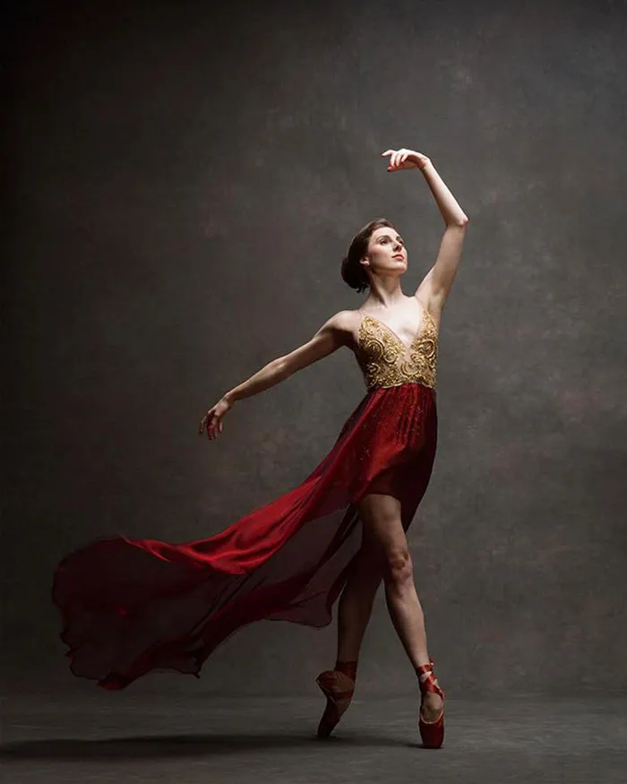 194 Breathtaking Photos Of Dancers In Motion Reveal The Extraordinary Grace Of Their Bodies