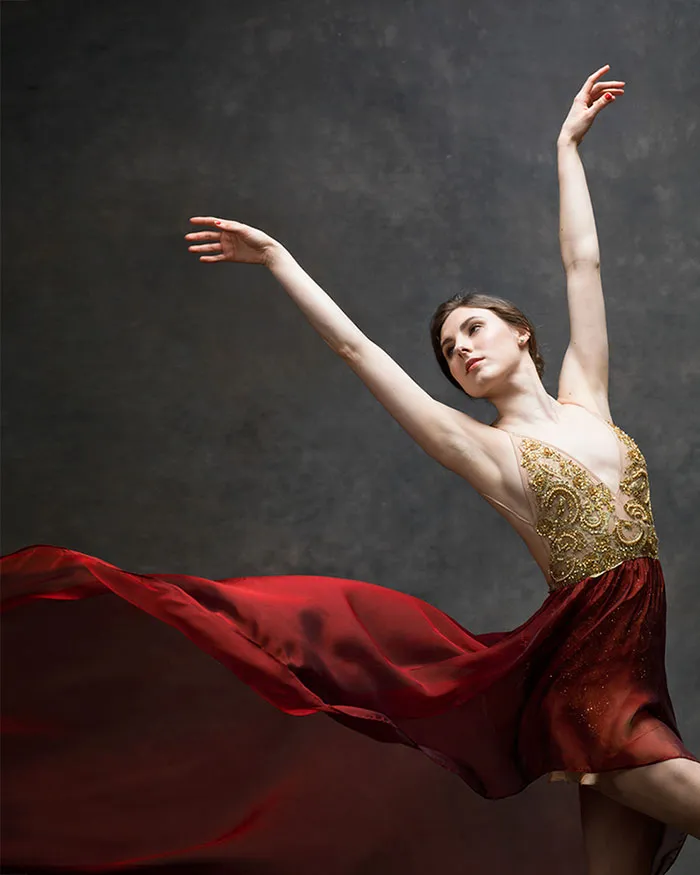 194 Breathtaking Photos Of Dancers In Motion Reveal The Extraordinary Grace Of Their Bodies