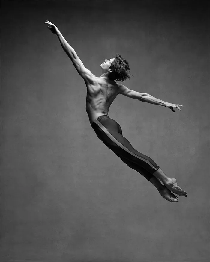 194 Breathtaking Photos Of Dancers In Motion Reveal The Extraordinary Grace Of Their Bodies
