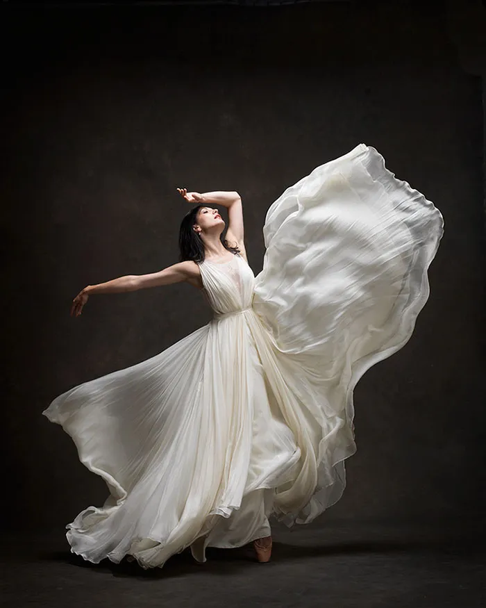 194 Breathtaking Photos Of Dancers In Motion Reveal The Extraordinary Grace Of Their Bodies