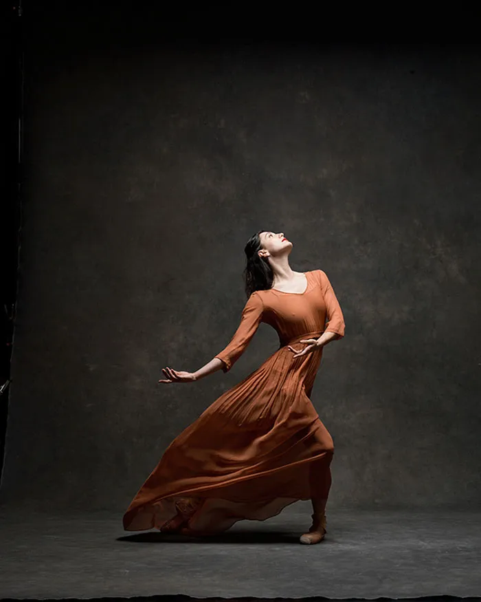 194 Breathtaking Photos Of Dancers In Motion Reveal The Extraordinary Grace Of Their Bodies