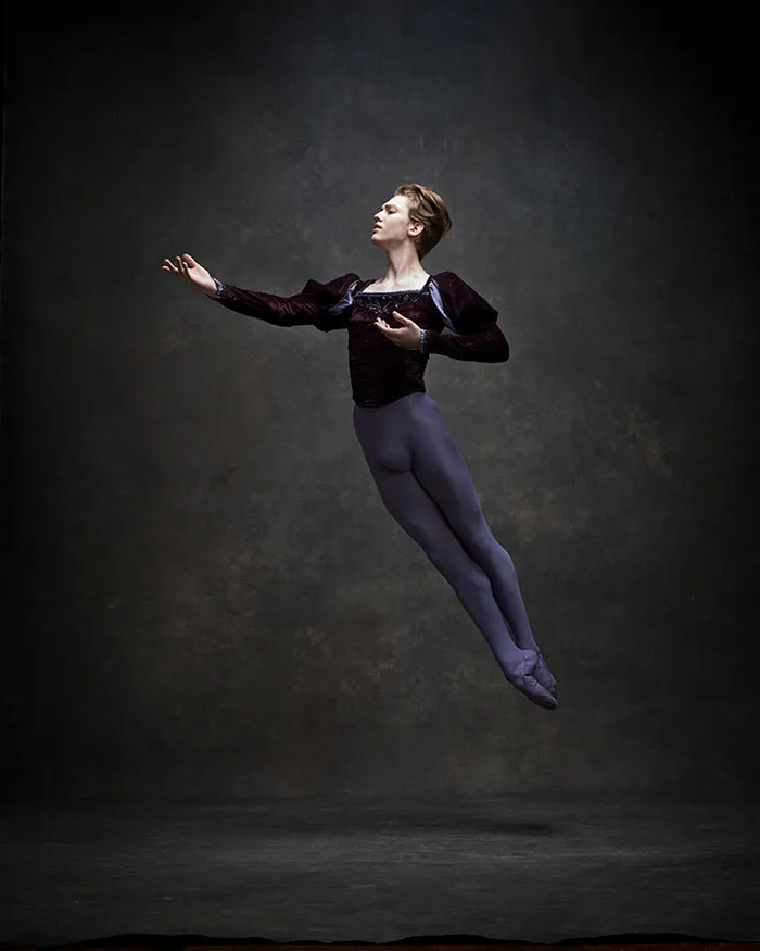 194 Breathtaking Photos Of Dancers In Motion Reveal The Extraordinary Grace Of Their Bodies