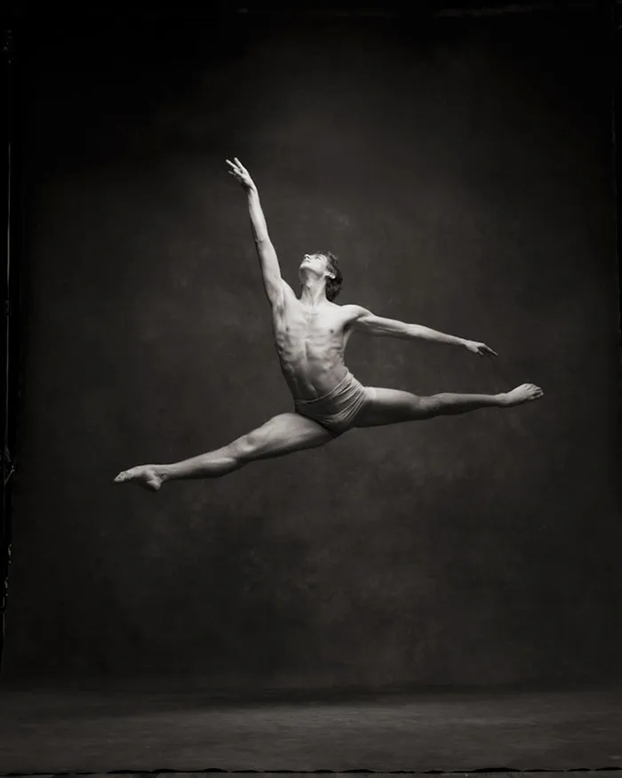 194 Breathtaking Photos Of Dancers In Motion Reveal The Extraordinary Grace Of Their Bodies