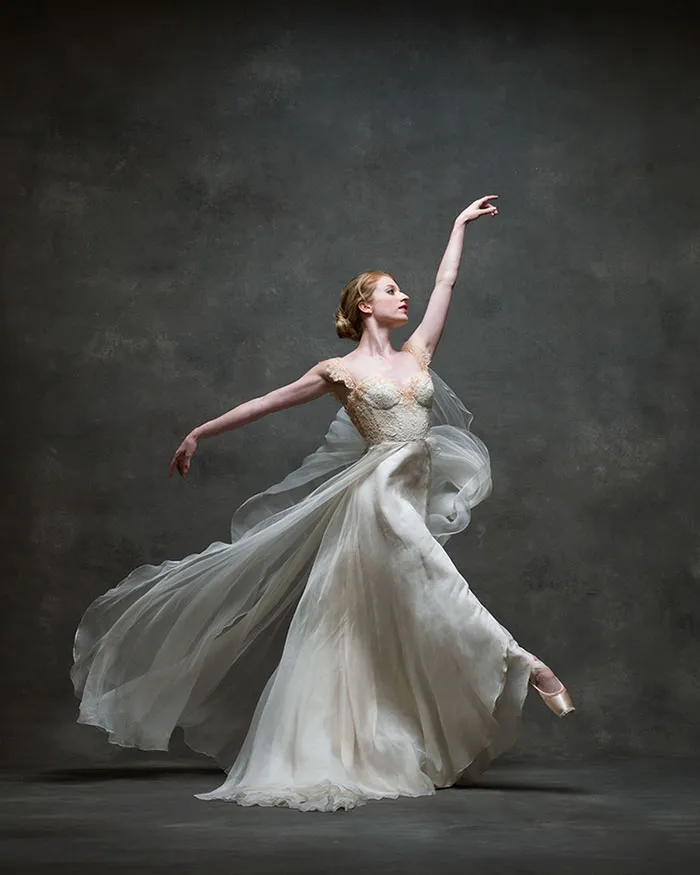 194 Breathtaking Photos Of Dancers In Motion Reveal The Extraordinary Grace Of Their Bodies