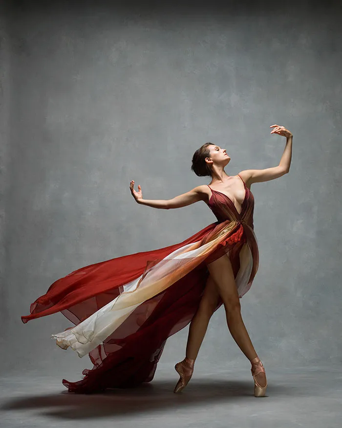 194 Breathtaking Photos Of Dancers In Motion Reveal The Extraordinary Grace Of Their Bodies
