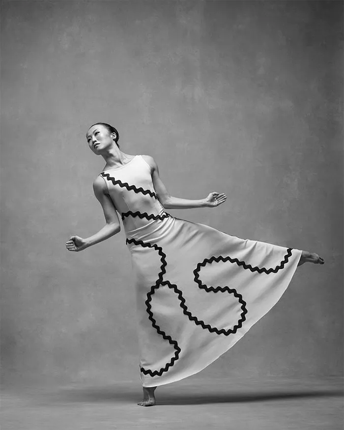 194 Breathtaking Photos Of Dancers In Motion Reveal The Extraordinary Grace Of Their Bodies