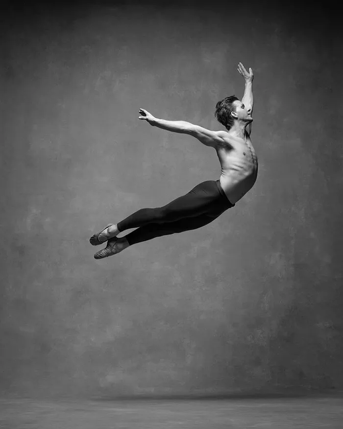 194 Breathtaking Photos Of Dancers In Motion Reveal The Extraordinary Grace Of Their Bodies