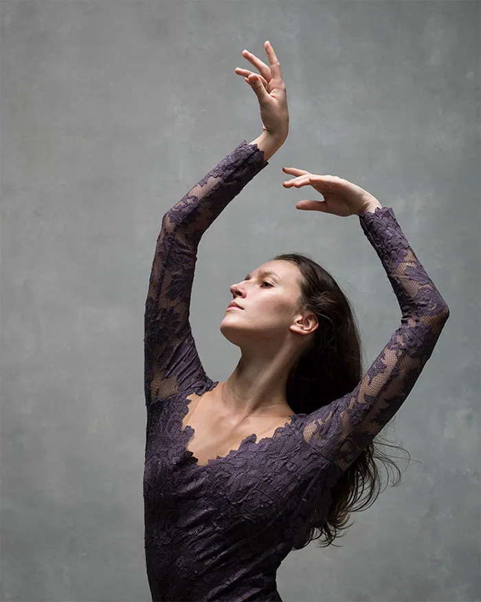 194 Breathtaking Photos Of Dancers In Motion Reveal The Extraordinary Grace Of Their Bodies