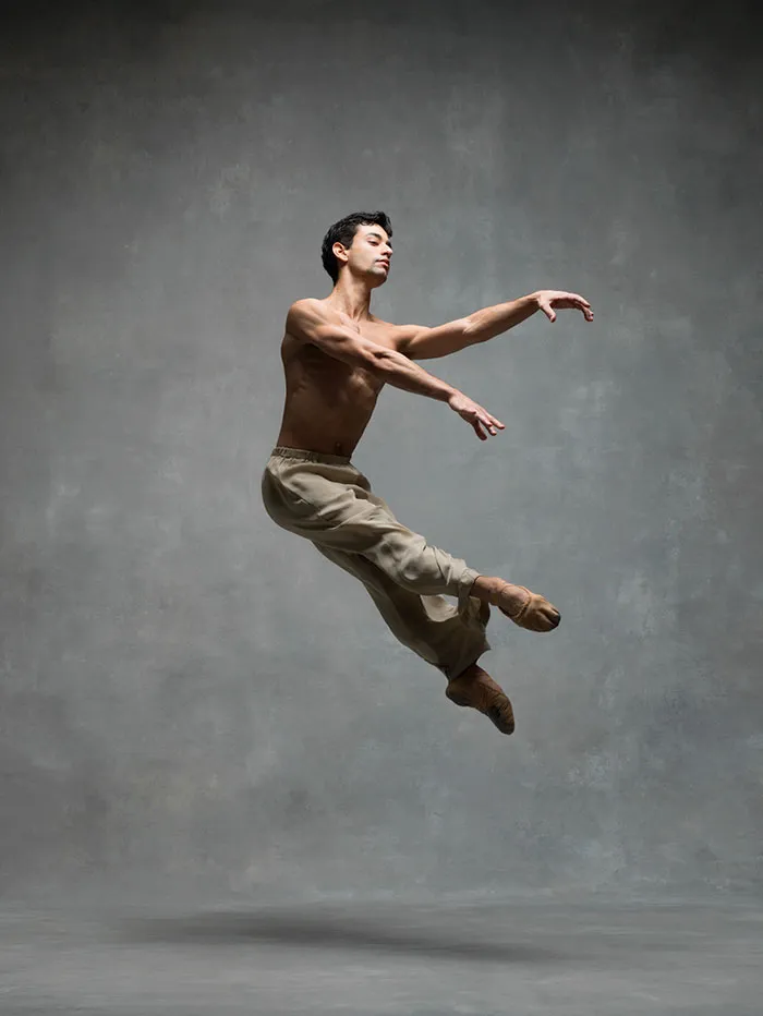 194 Breathtaking Photos Of Dancers In Motion Reveal The Extraordinary Grace Of Their Bodies