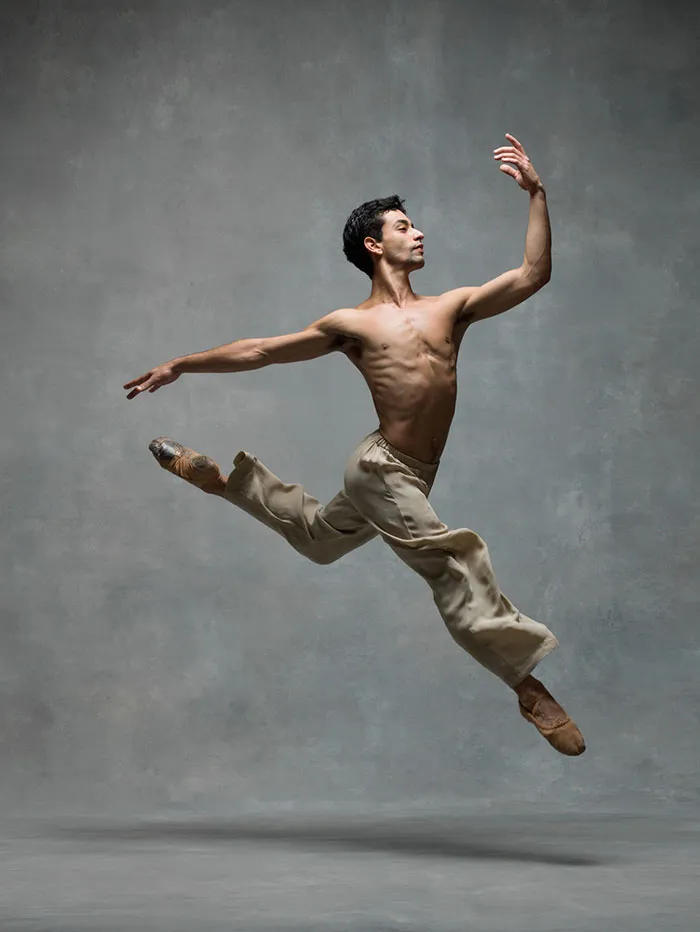194 Breathtaking Photos Of Dancers In Motion Reveal The Extraordinary Grace Of Their Bodies