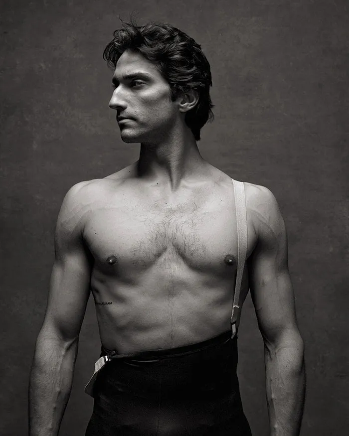 194 Breathtaking Photos Of Dancers In Motion Reveal The Extraordinary Grace Of Their Bodies