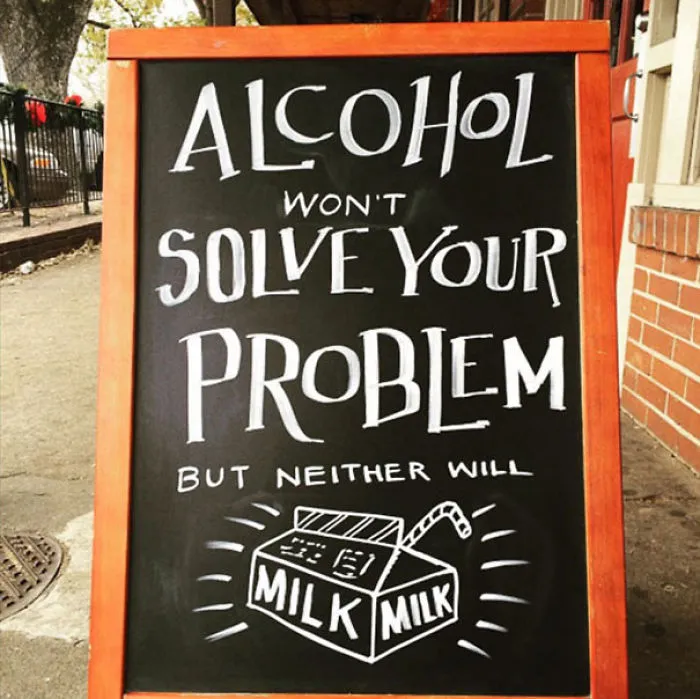 Woman Helped Friend's Bar By Drawing Chalk Signs, The Result Was So Good It Increased The Sales