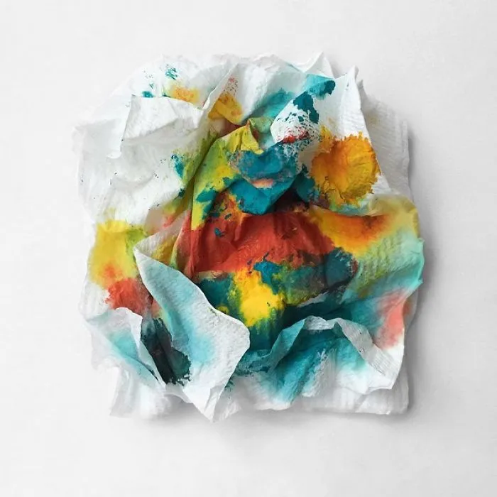 Artist Uses Everyday Objects To Create Powerful Arrangements In An Ode To Turquoise