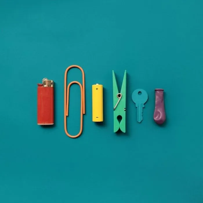 Artist Uses Everyday Objects To Create Powerful Arrangements In An Ode To Turquoise