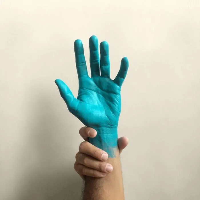 Artist Uses Everyday Objects To Create Powerful Arrangements In An Ode To Turquoise