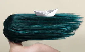Artist Uses Everyday Objects To Create Powerful Arrangements In An Ode To Turquoise