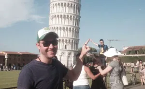 Guy Trolls Other Tourists Near The Leaning Tower Of Pisa, Takes The Best Pics Of Them All