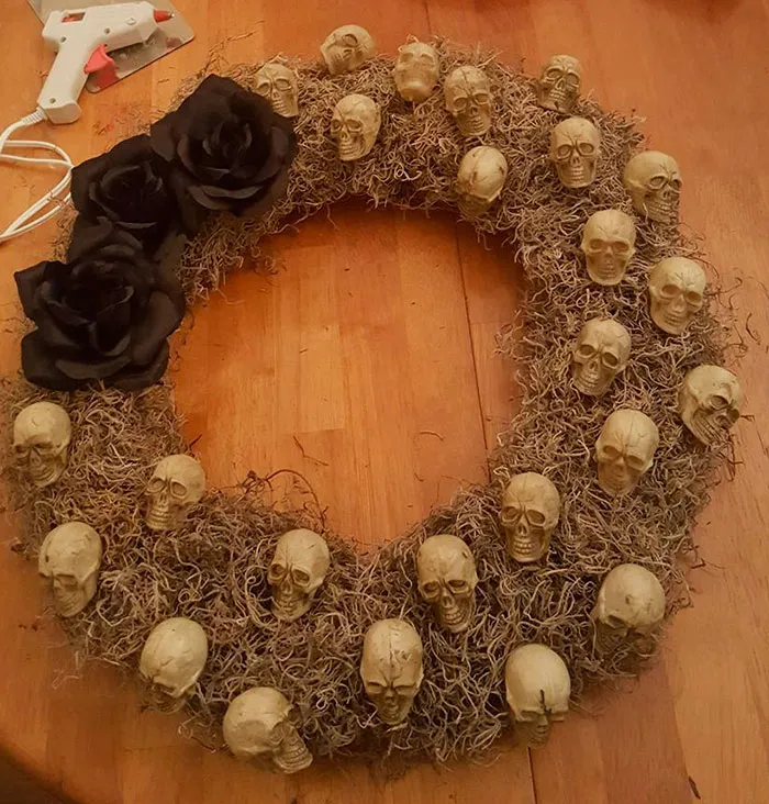 Halloween Wreaths Are A Thing Now, And They're Creepily Awesome