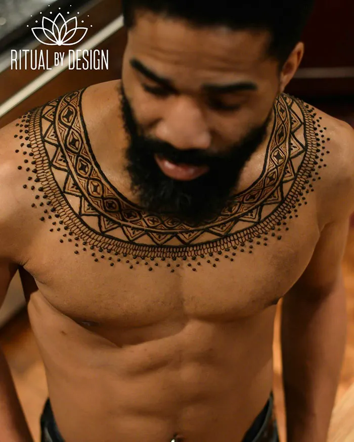 'Menna' Trend Sees Men Wearing Intricate Henna Tattoos