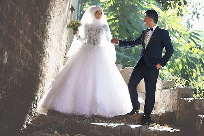 58 Brides Wearing Hijabs On Their Big Day Look Absolutely Stunning