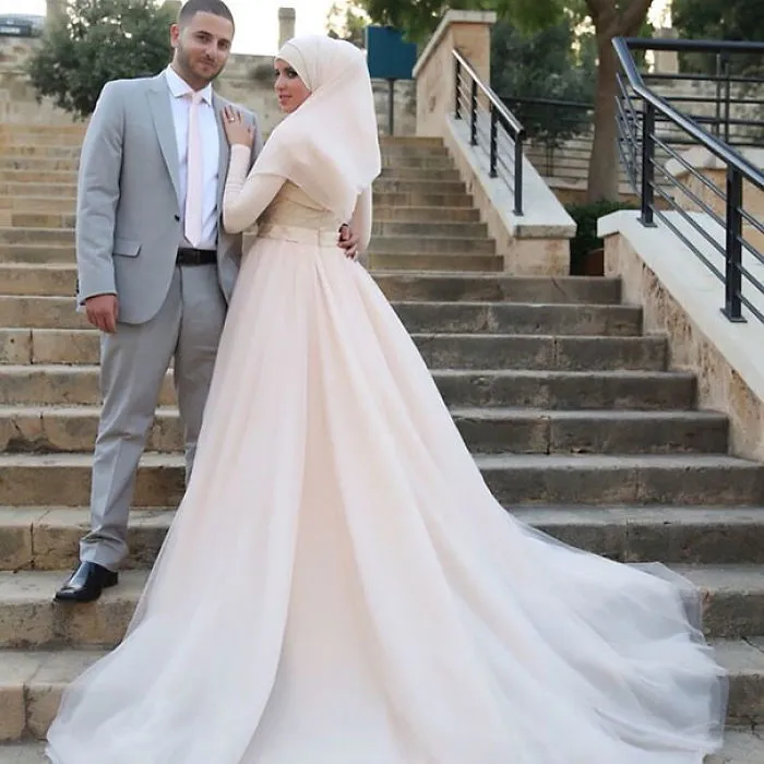 58 Brides Wearing Hijabs On Their Big Day Look Absolutely Stunning