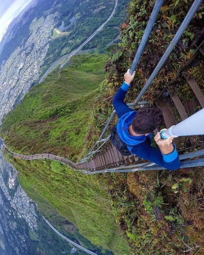 Hiking Haiku Stairs, Stairway To Heven In Oahu, Hawaii
