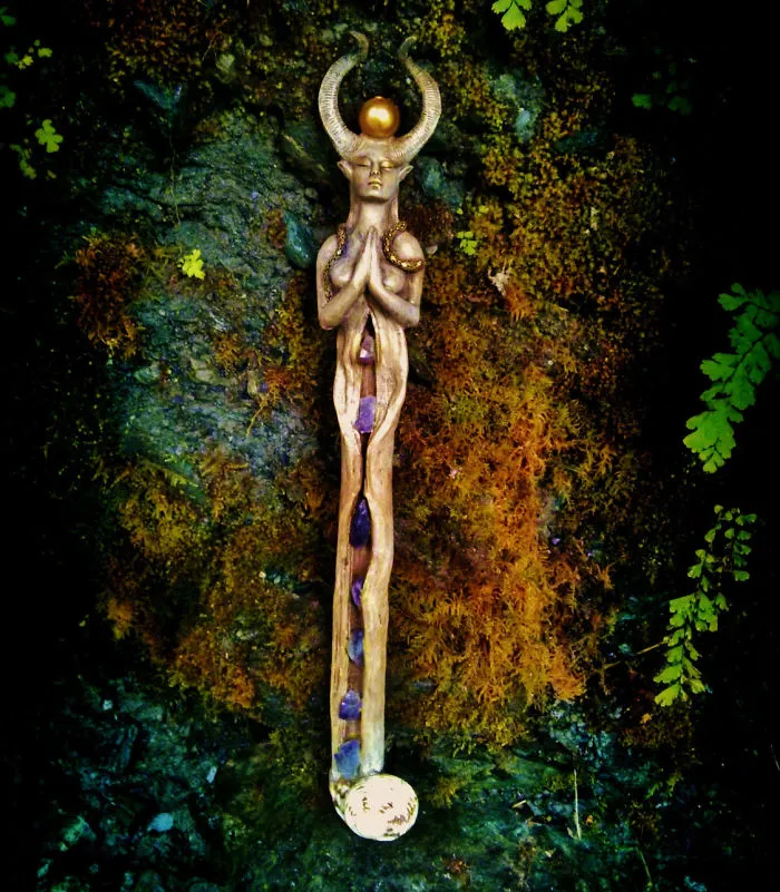 162 Stunning Driftwood Sculptures By Debra Bernier Tell The Forgotten Stories Of The Ocean