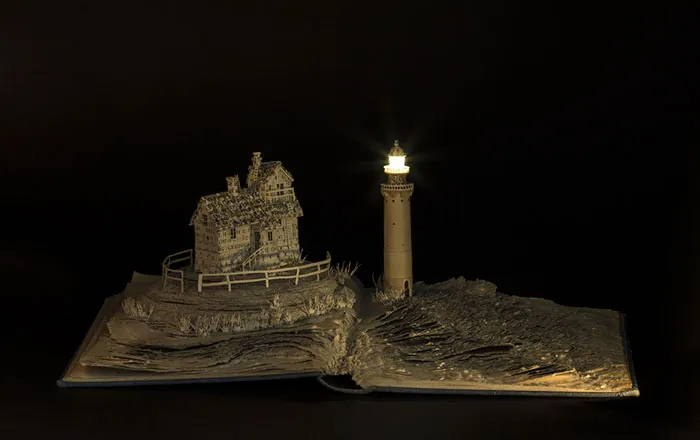 Old Books Turned Into Fairytale Sculptures By Su Blackwell