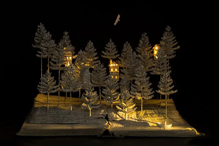 Old Books Turned Into Fairytale Sculptures By Su Blackwell
