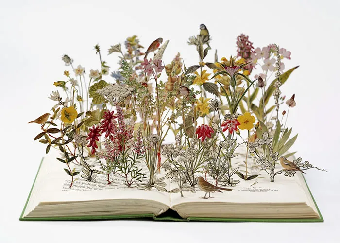 Old Books Turned Into Fairytale Sculptures By Su Blackwell