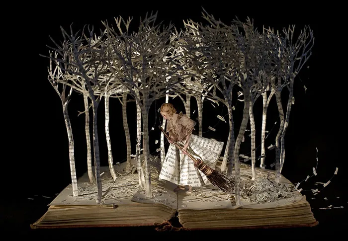 Old Books Turned Into Fairytale Sculptures By Su Blackwell
