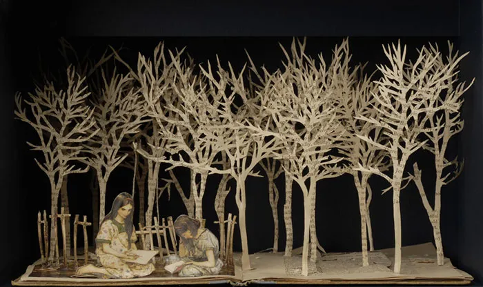 Old Books Turned Into Fairytale Sculptures By Su Blackwell