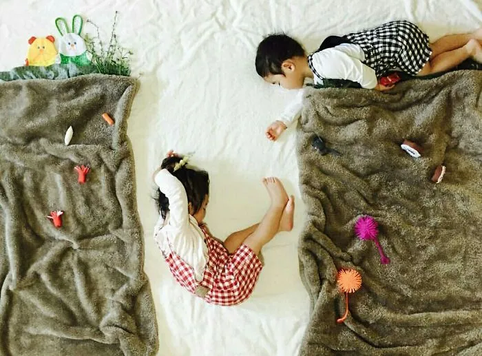 Sleeping Twins Have No Idea They Go On Epic Adventures When They Sleep