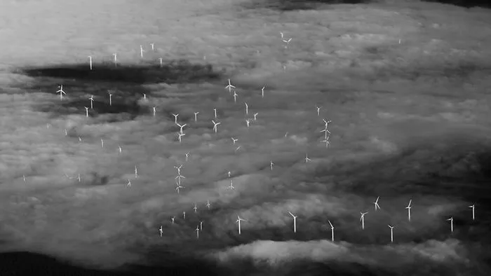 747 Pilot Captures Breathtaking Pictures of Storms and Skies